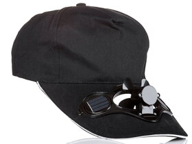 Schwarz Baseballkappe mit solarbetriebenem Ventilator